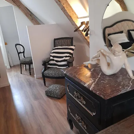 ベッド・アンド・ブレックファスト D'hotes Dans Un Moulin Du 16eme Neuille-Pont-Pierre